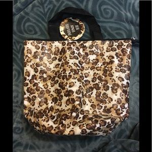 NWT INSULATED LUNCH TOTE